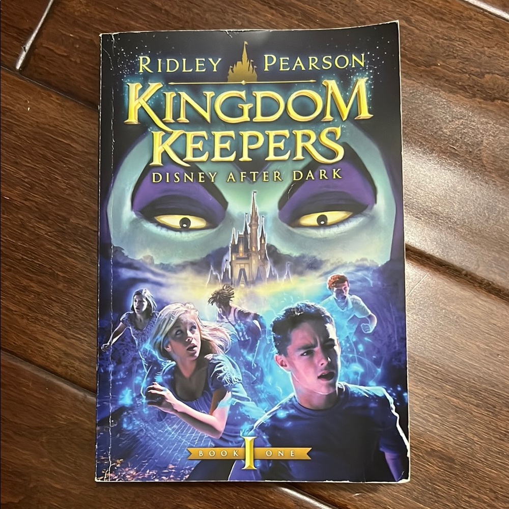 Kingdom Keepers: Disney After Dark Book
